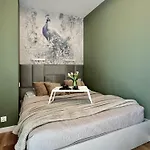 Urban Nest - Center - Ac - Sienna 65 شقة *