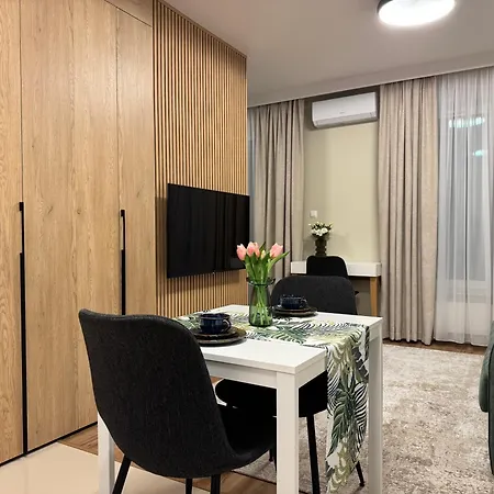 Urban Nest - Center - Ac - Sienna 65 Apartment Warschau